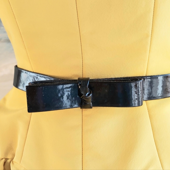 oscar de la renta belt